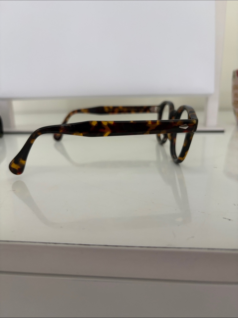 MOSCOT Tortoiseshell Round Frame Glasses